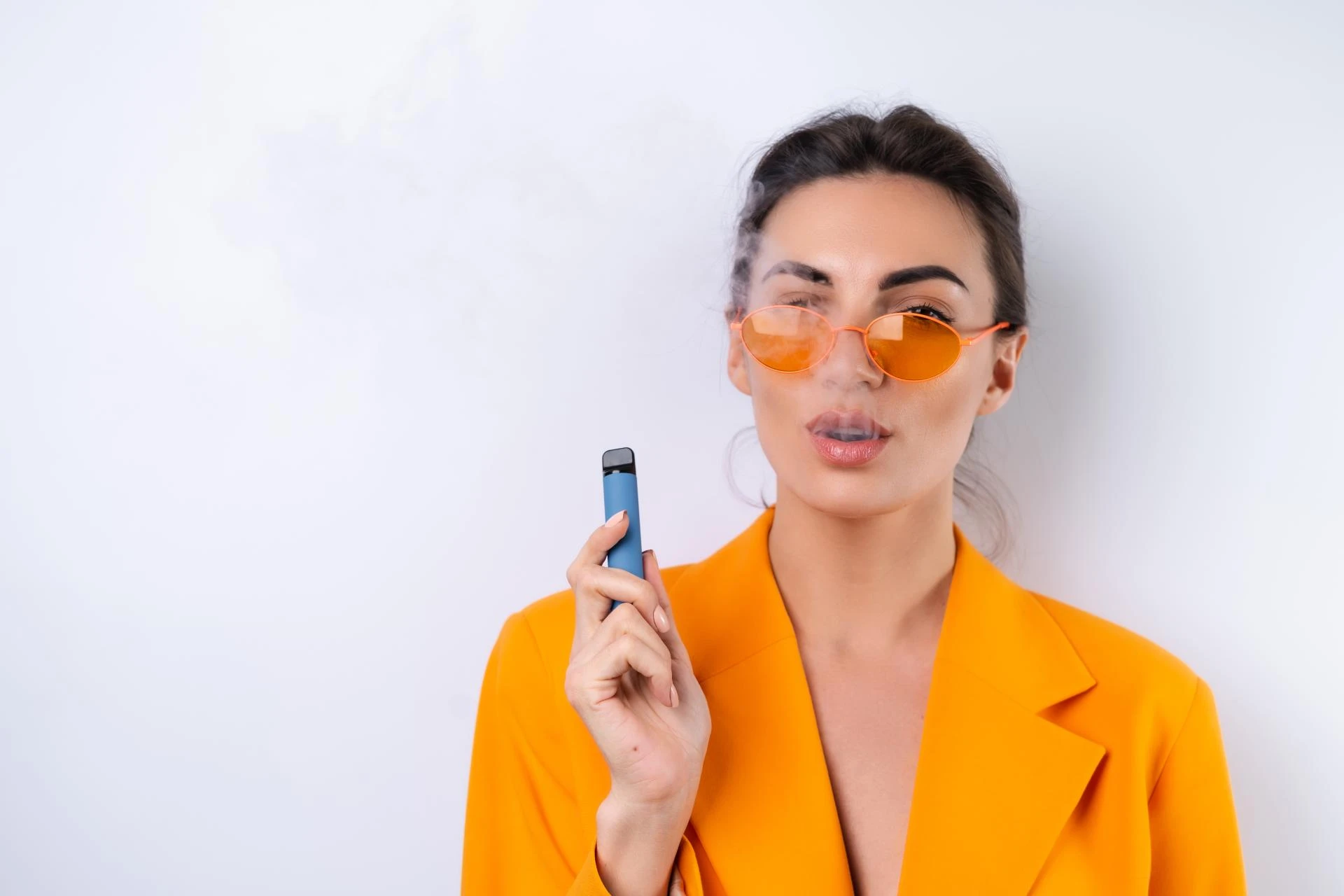 Your Vape Acting Weird? It Might Be Empty—Here’s How to Check