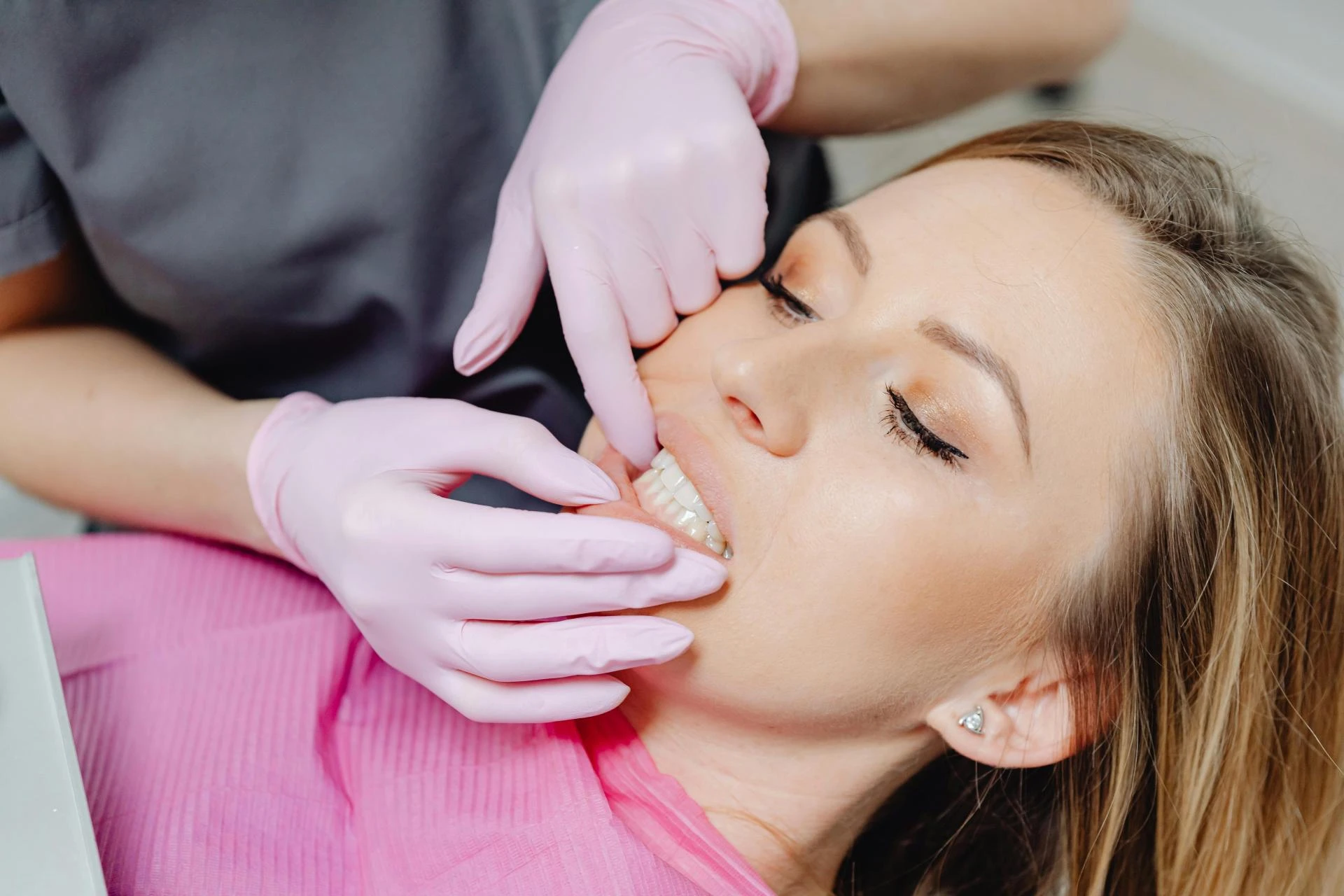 Understanding the Difference Between Dental Care and Smile Design: Who Should You See?