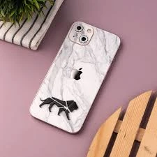 Best Phone Skins for iPhones: Sleek, Stylish & Scratch-Free