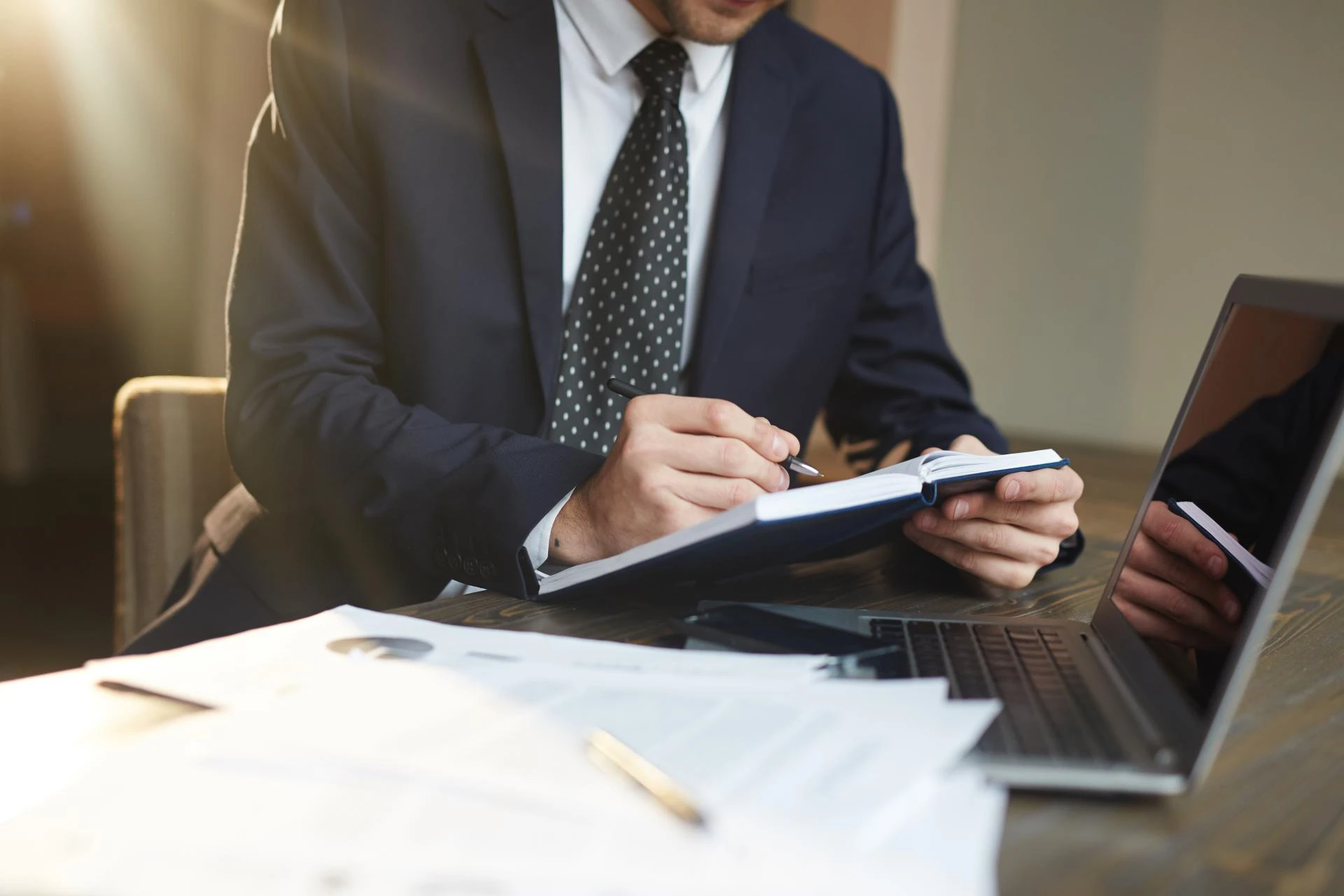 Looking for the Best Tax Attorney in Houston? Here’s What to Know