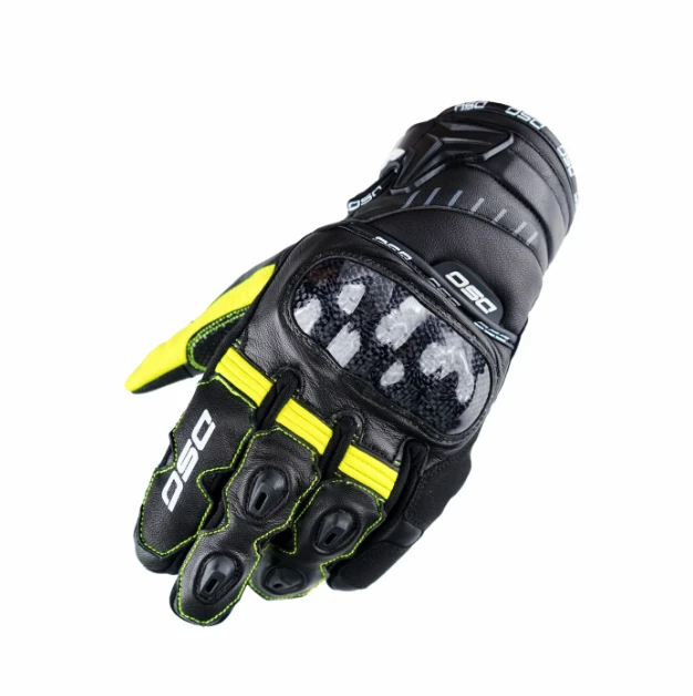 How to Choose the Right Motorcycle Riding Gloves for All Seasons