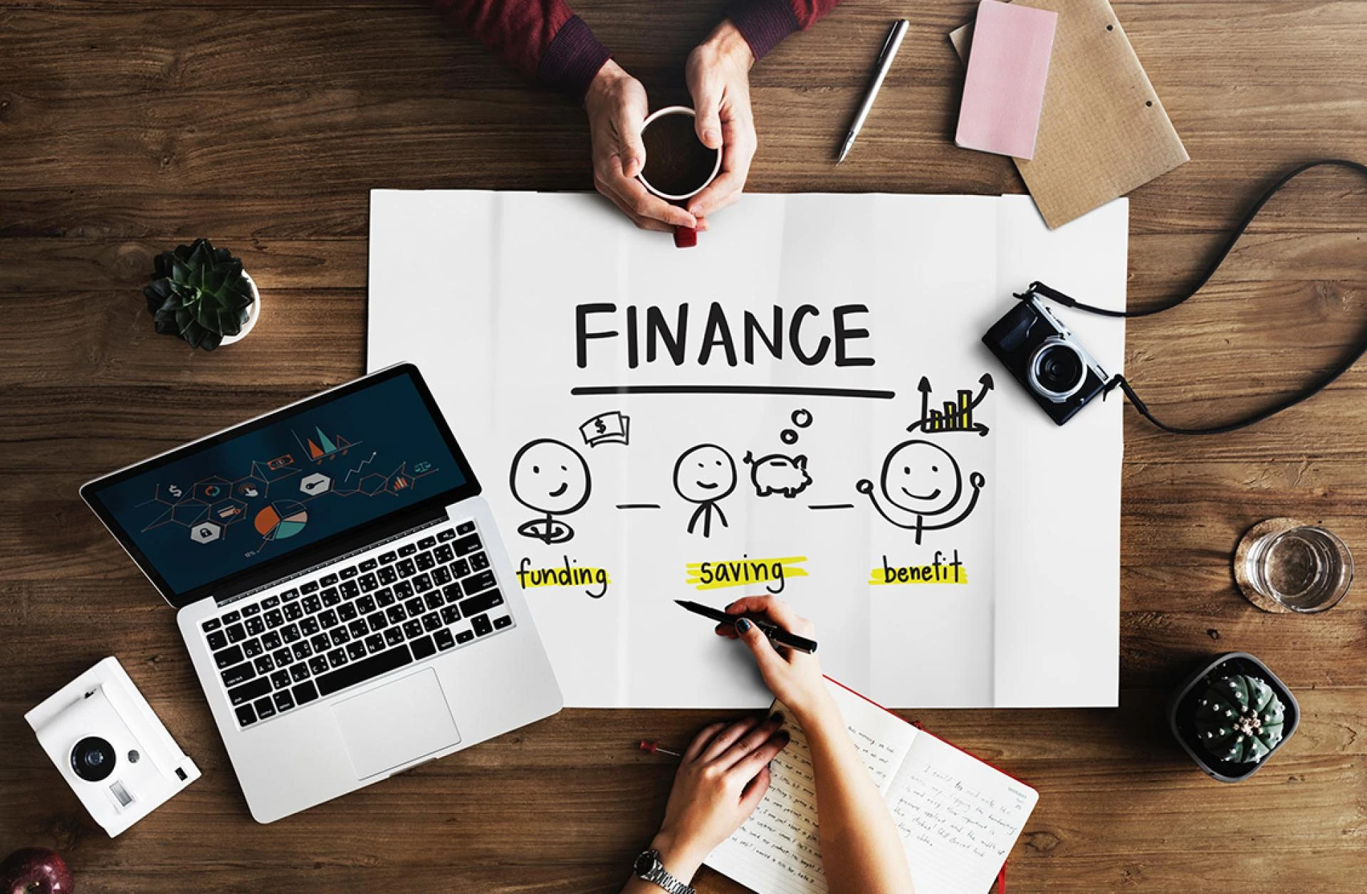 Mastering Your Money: Finance Insights from Blogs Auction