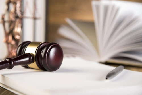 Navigating Business Success with the Right Singapore Law Firm