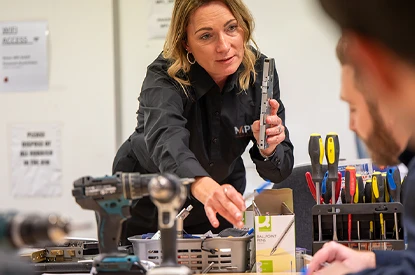 How to Become a Locksmith