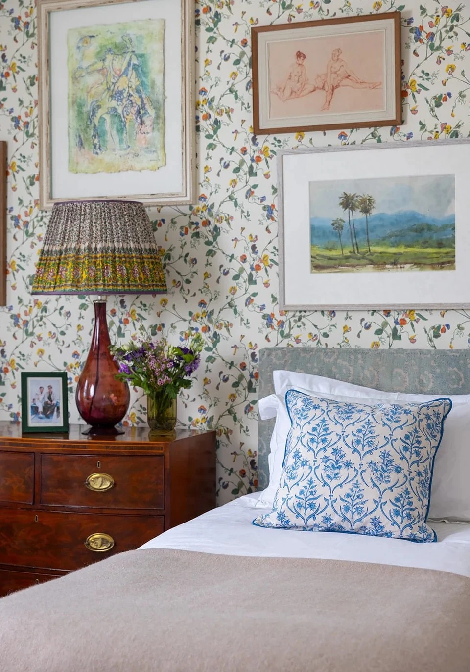 10 Unique Homeware Gifts That’ll Impress Even the Pickiest Hosts