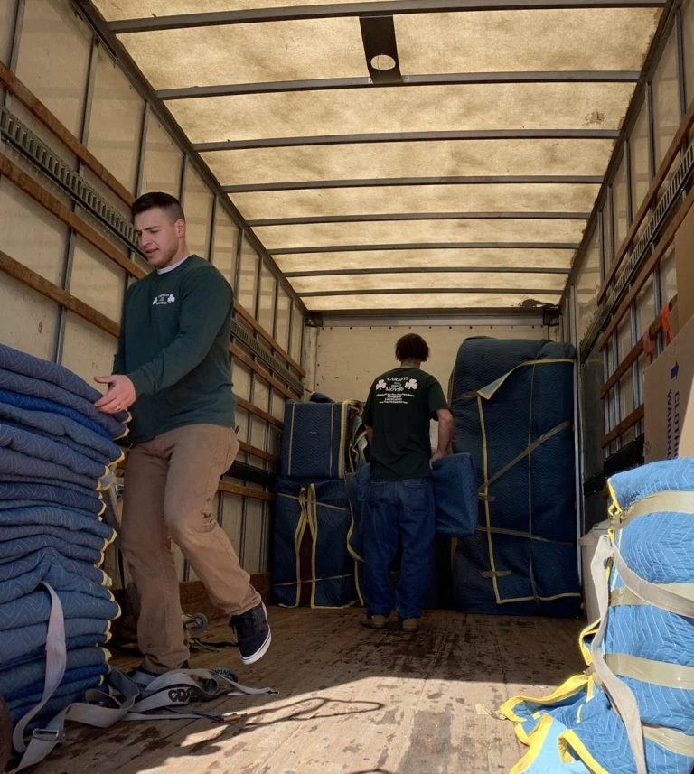 Moving During the Holidays: What You Need to Know