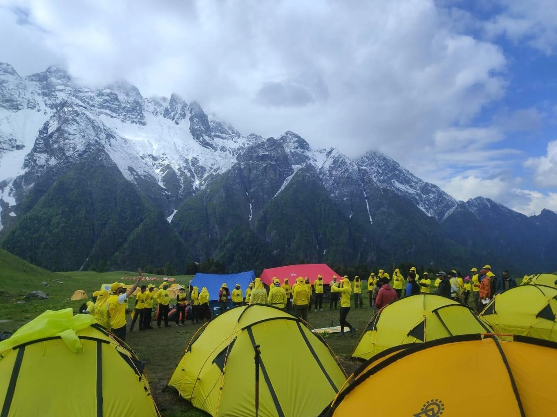 Discover the Magic of Buran Ghati Trek – A Himalayan Trail of Beauty and Adventure