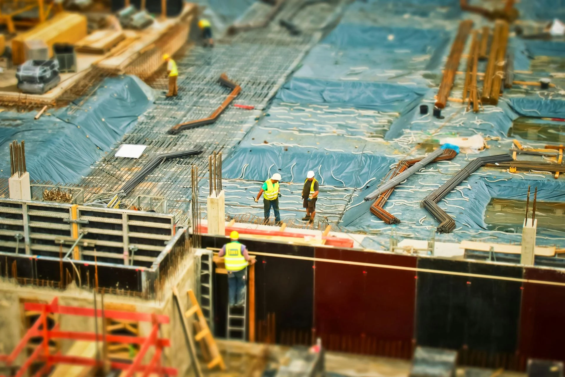 Top Roofing Services in Calgary: A Complete Homeowner’s Guide