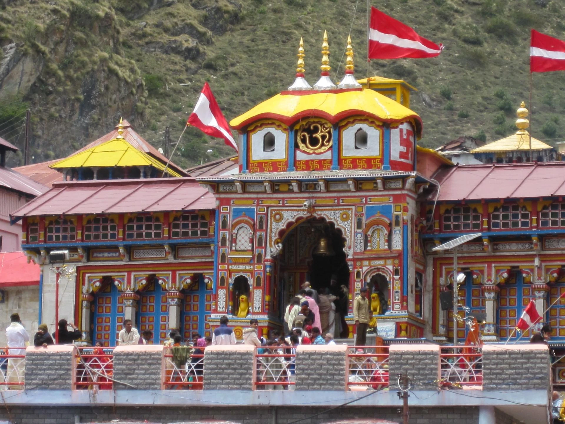 Essential Packing List for Do Dham Yatra: Travel Smart and Safe