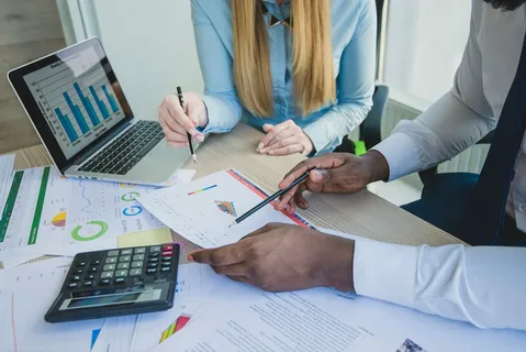 What Are Fractional CFO Services and How Do They Help UAE Firms?