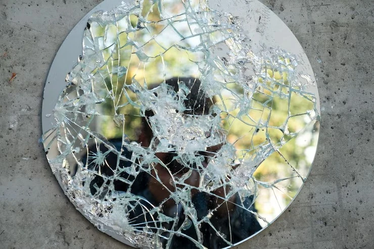 How Safety Glass Mirrors Delivers Seamless Mirror Replacements Across Sydney