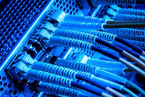 Why Hiring a Fiber Optic Cable Installer is Essential for Your Network