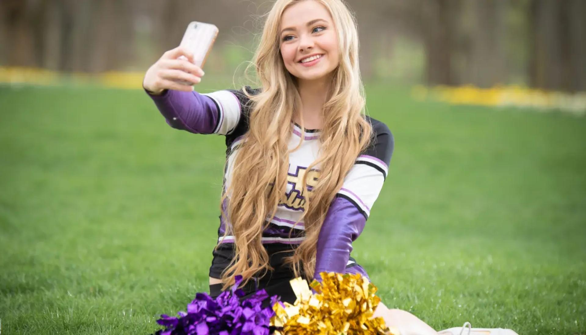 How to Wash a Cheer Uniform: Fresh and Clean Cheerleading Outfit 