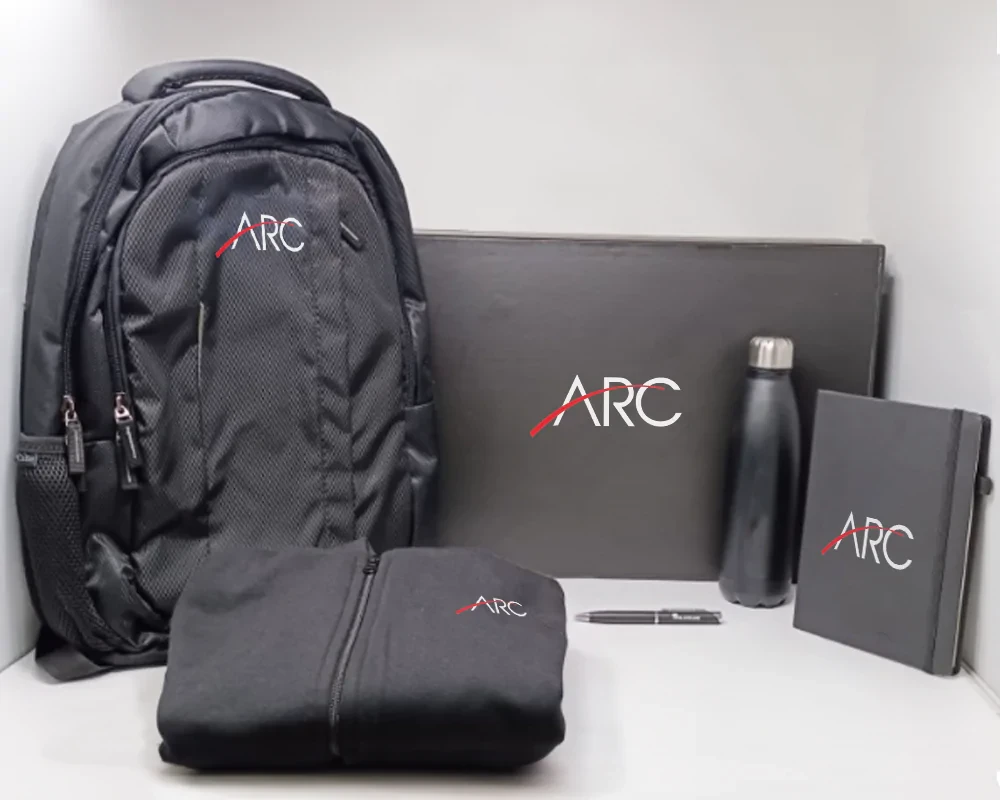 5 Must-Have Corporate Gifts for Your Business Circle