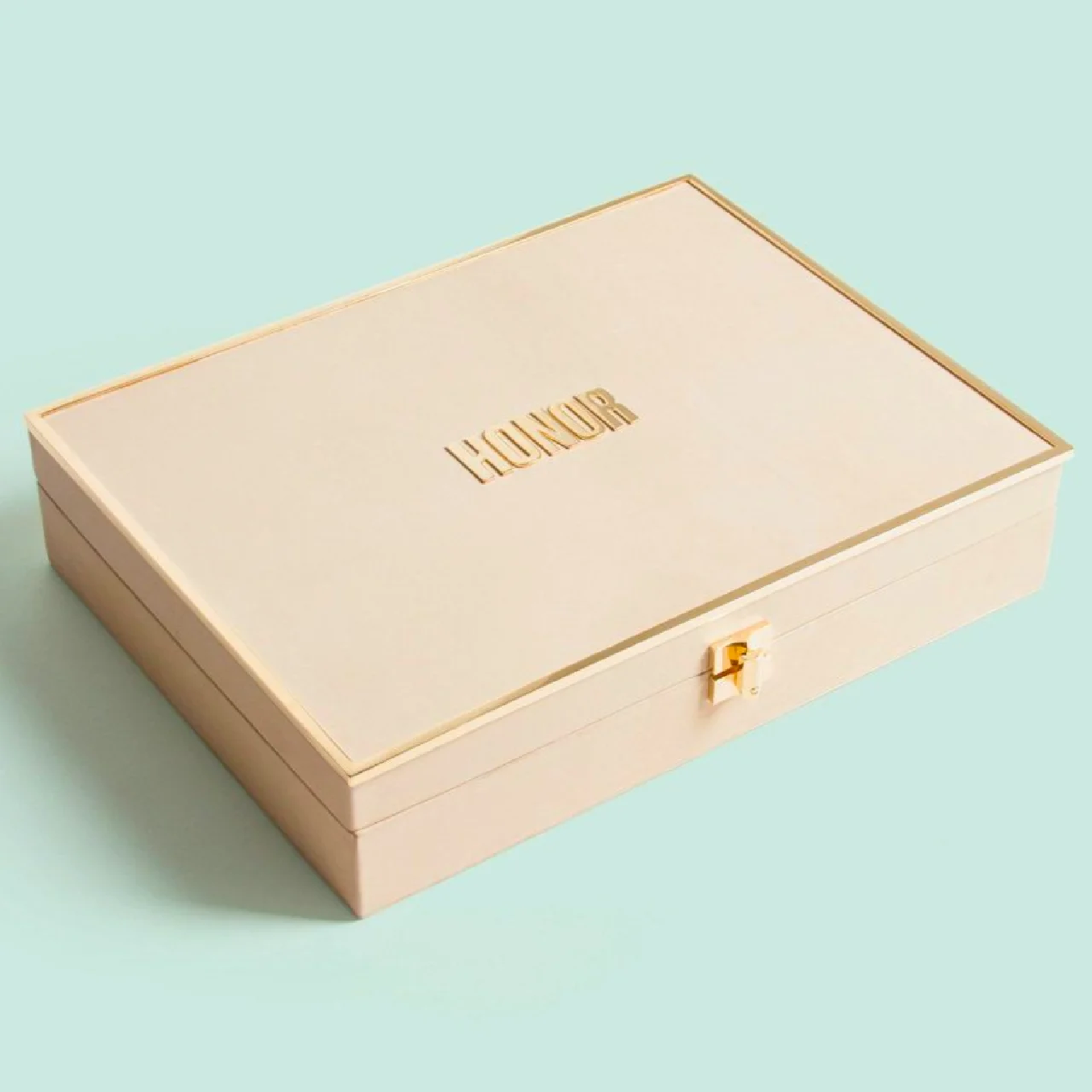 The Art and Elegance of Custom Jewelry Boxes