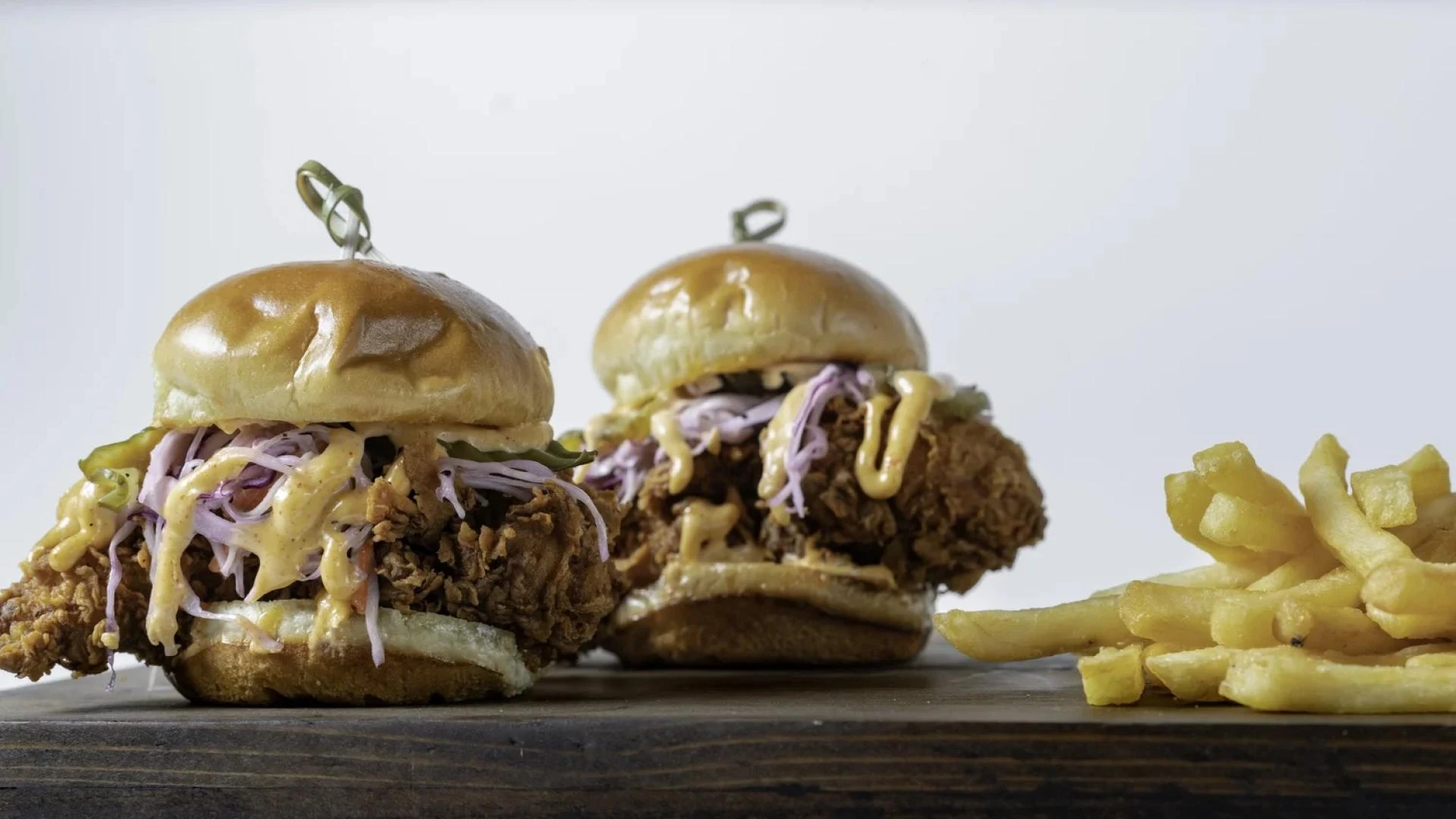 What makes the smash burger in Piscataway juicier and crispier than any regular patty