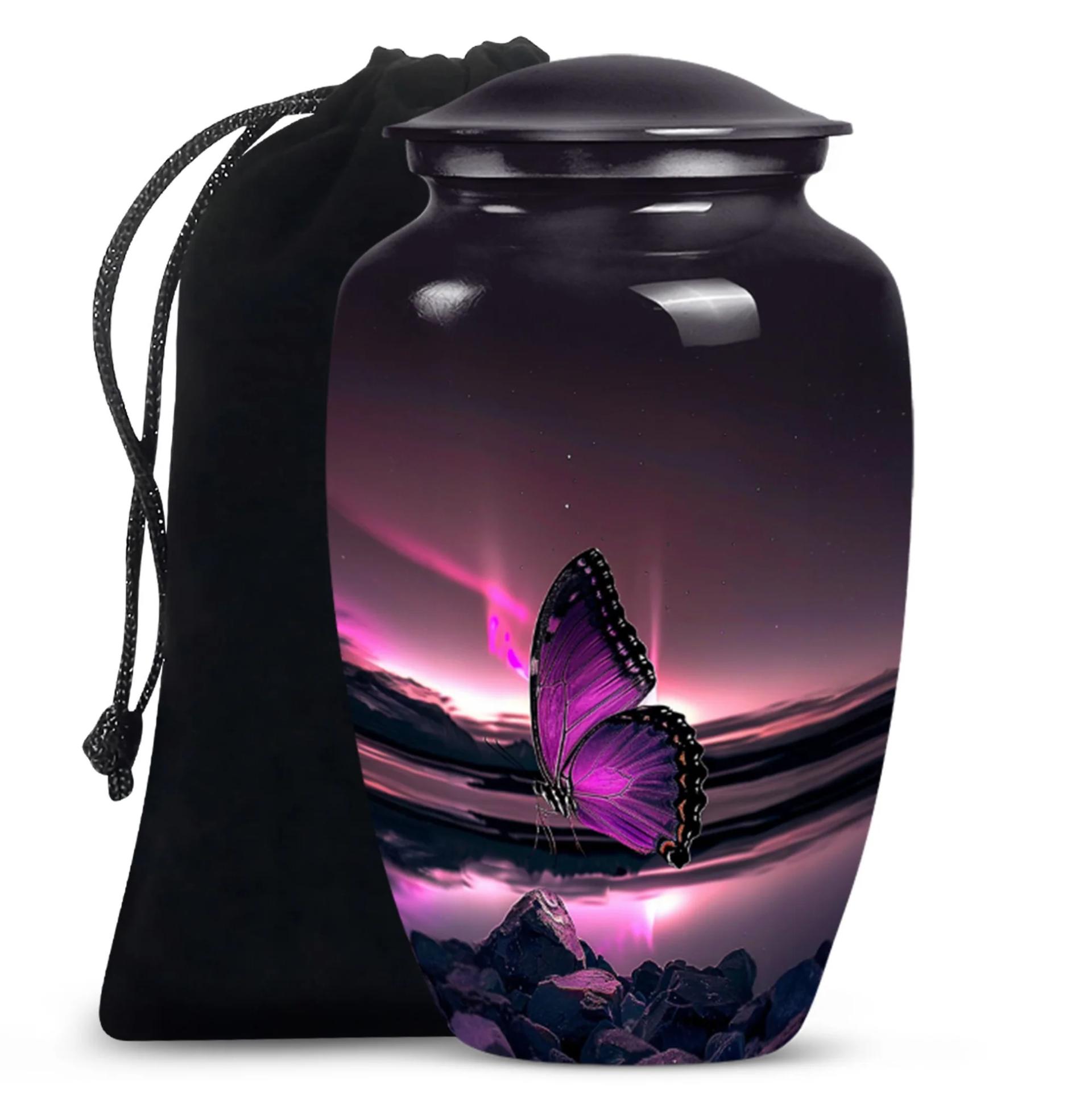 Eternal Memories: Choosing Urns for Loved Ones and Pets