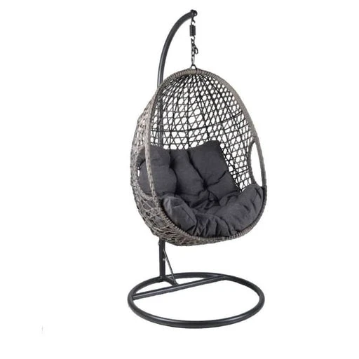 Stylish Comfort: How Egg Chairs and Couch Throws Elevate Your Living Space