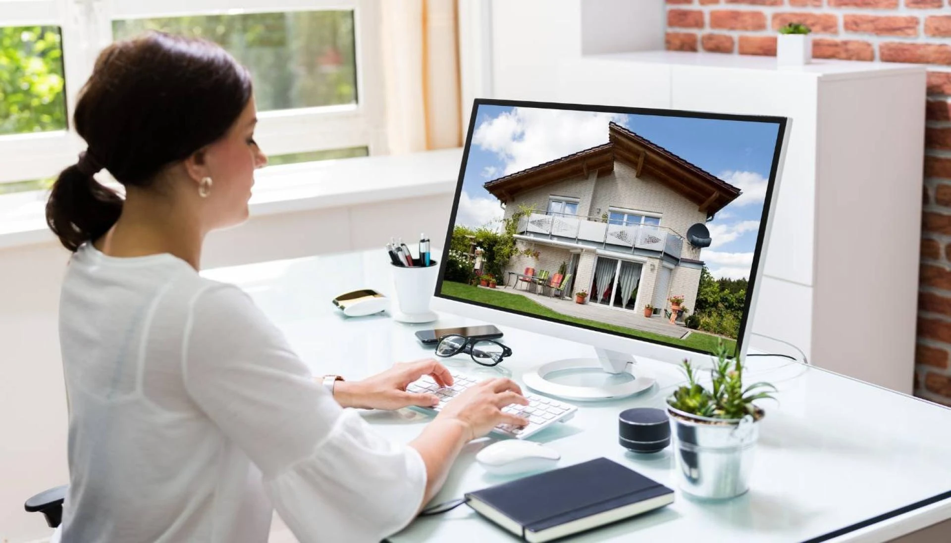Buy Property in Dubai with Virtual Tours – The Future of Real Estate