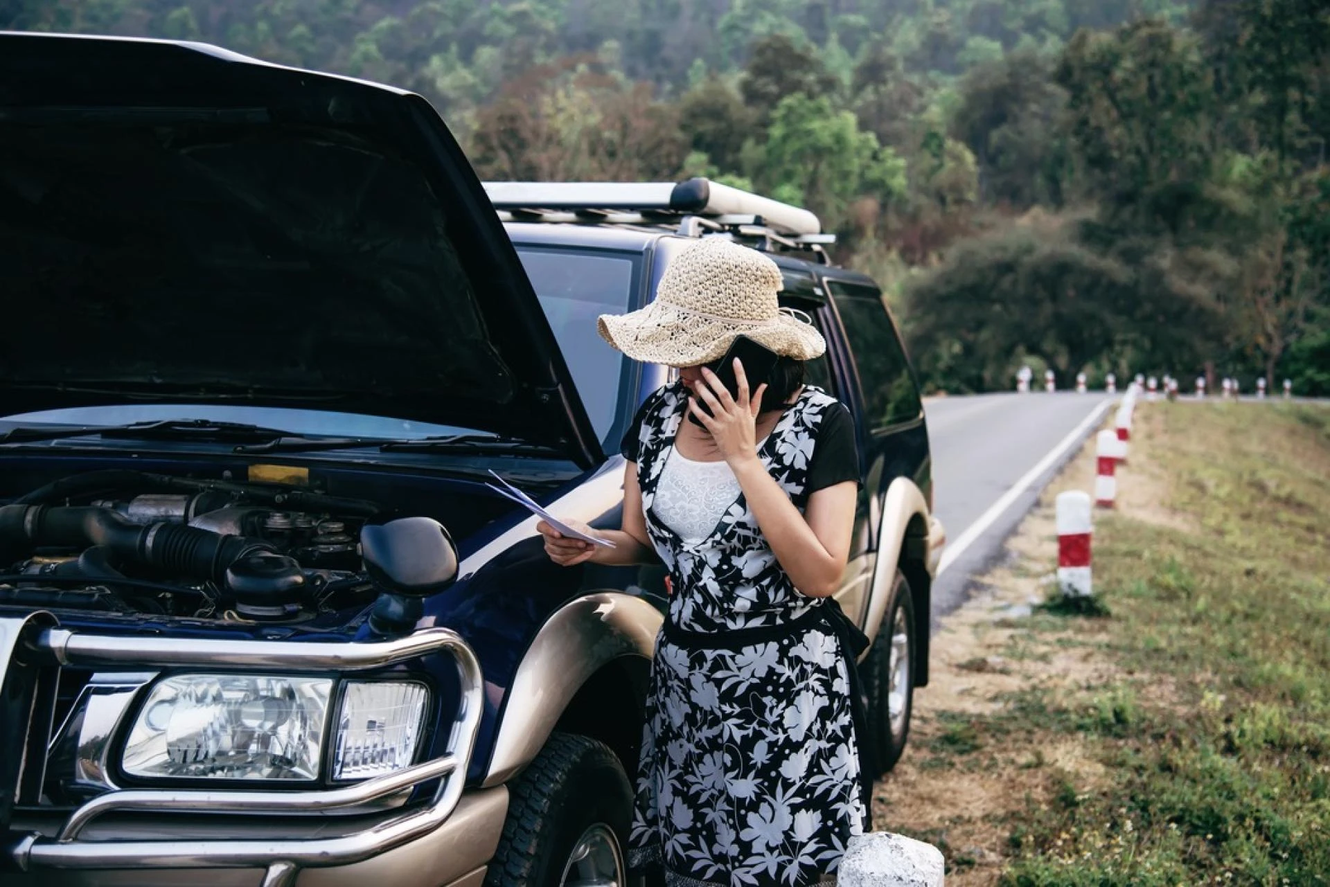 How to Get Car Recovery in the UAE: Desert & Highway Tips
