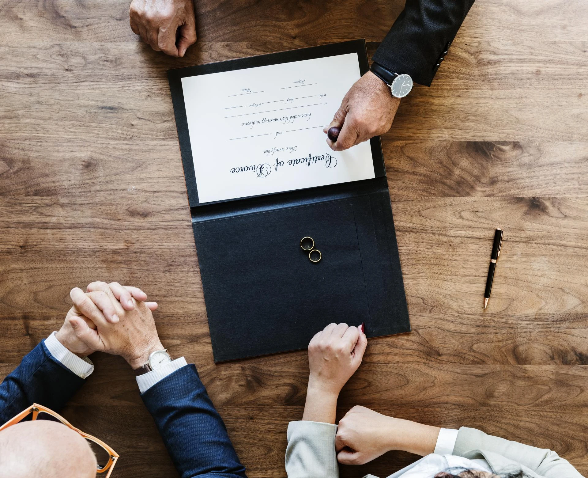 What to Expect from Family Lawyers During a Contested Divorce in Las Vegas