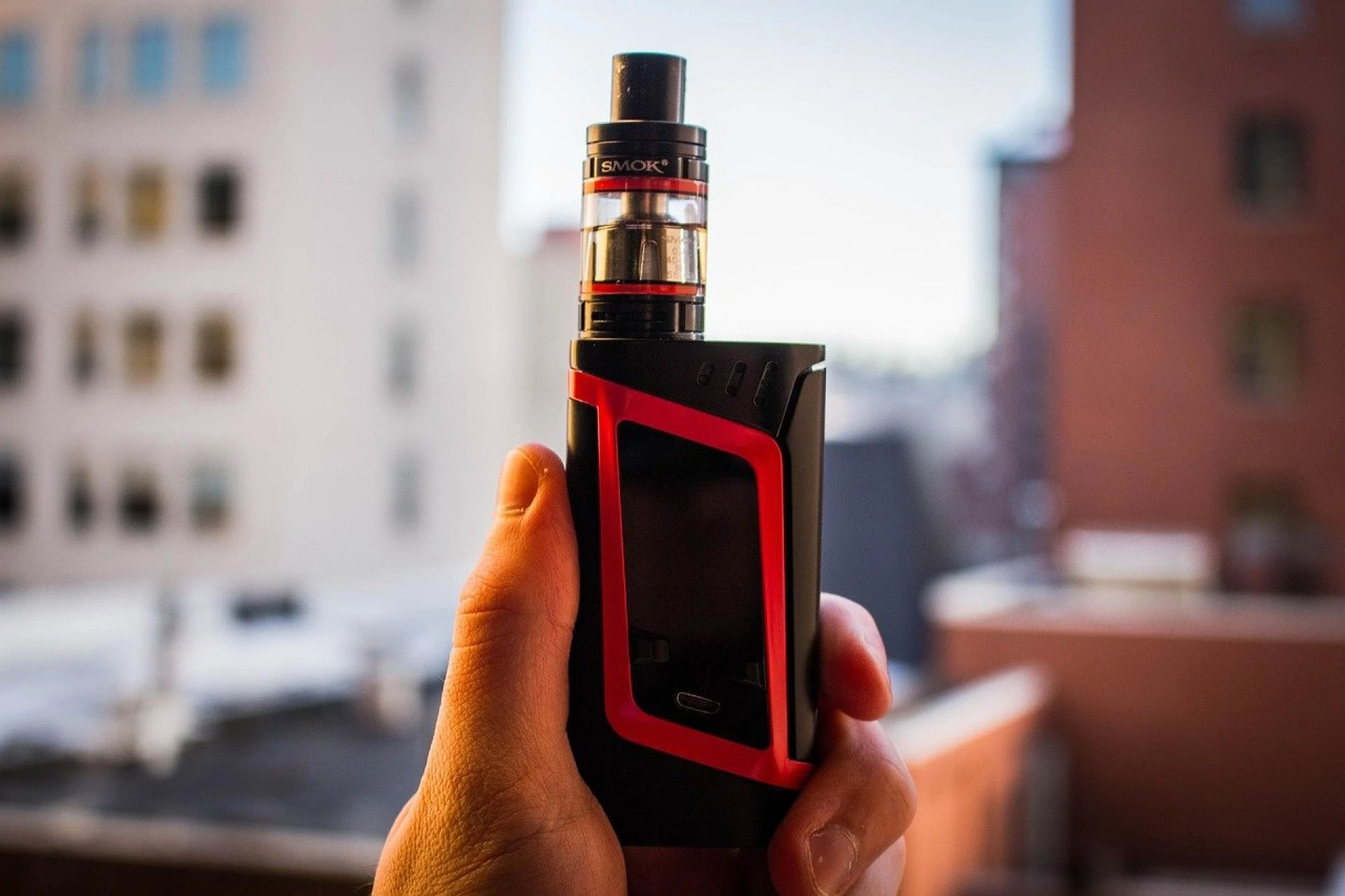 Why Henderson Residents Are Turning to Electronic Cigarette Starter Kits