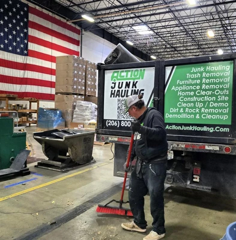 Refrigerator Removal Service 