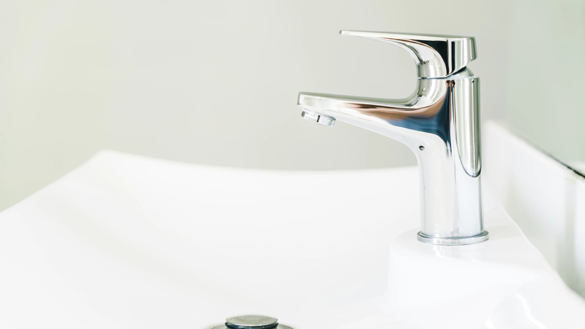 How Do Bathroom Accessories Improve Home Value?