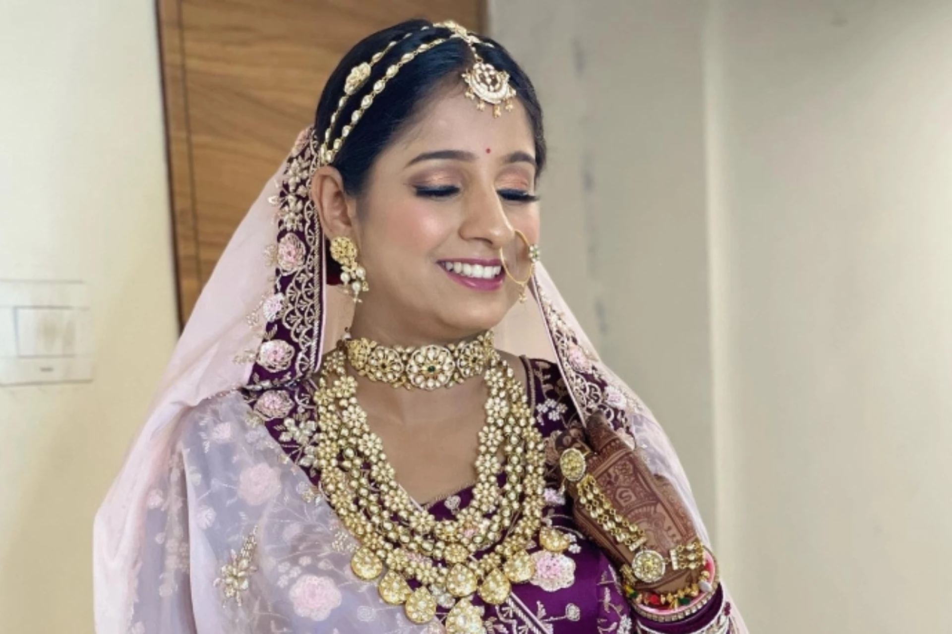 Cold-Weather Bridal Makeup Tips: Keep Your Look Stunning in Winter