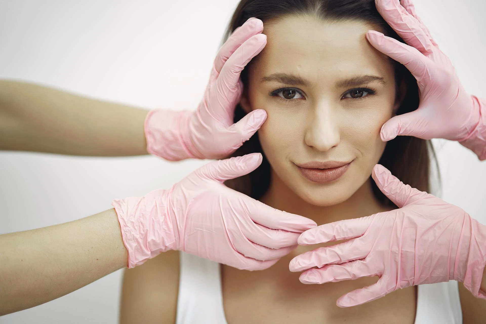 Signs Showing You Need a Mini Facelift