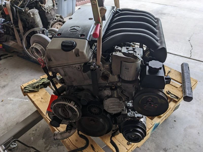 How Benz Injection Enhances the OM606 Turbo Diesel Engine