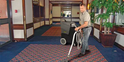 How Commercial Carpet Extractors Work and When to Use Them in Your Facility