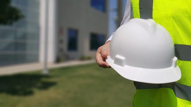Commercial Construction Management: Delivering Certainty in Complex Projects