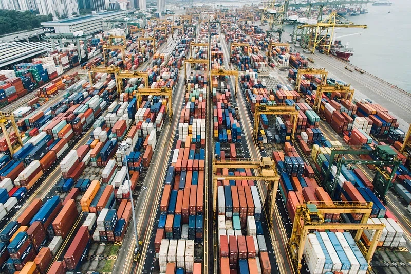 How the Right Freight Forwarding Services Can Save Your Business Thousands