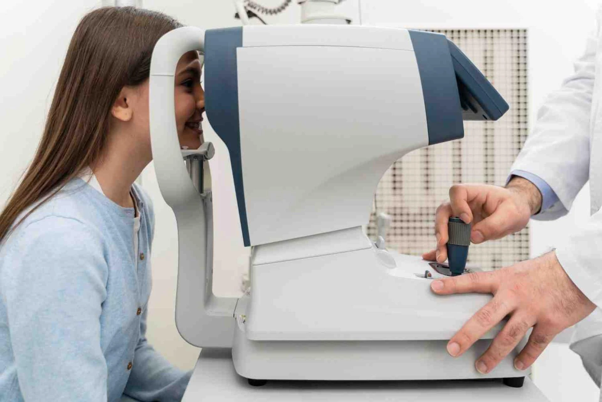 How to Get Direct Admission For BSc Optometry with Educareer360 Counselling