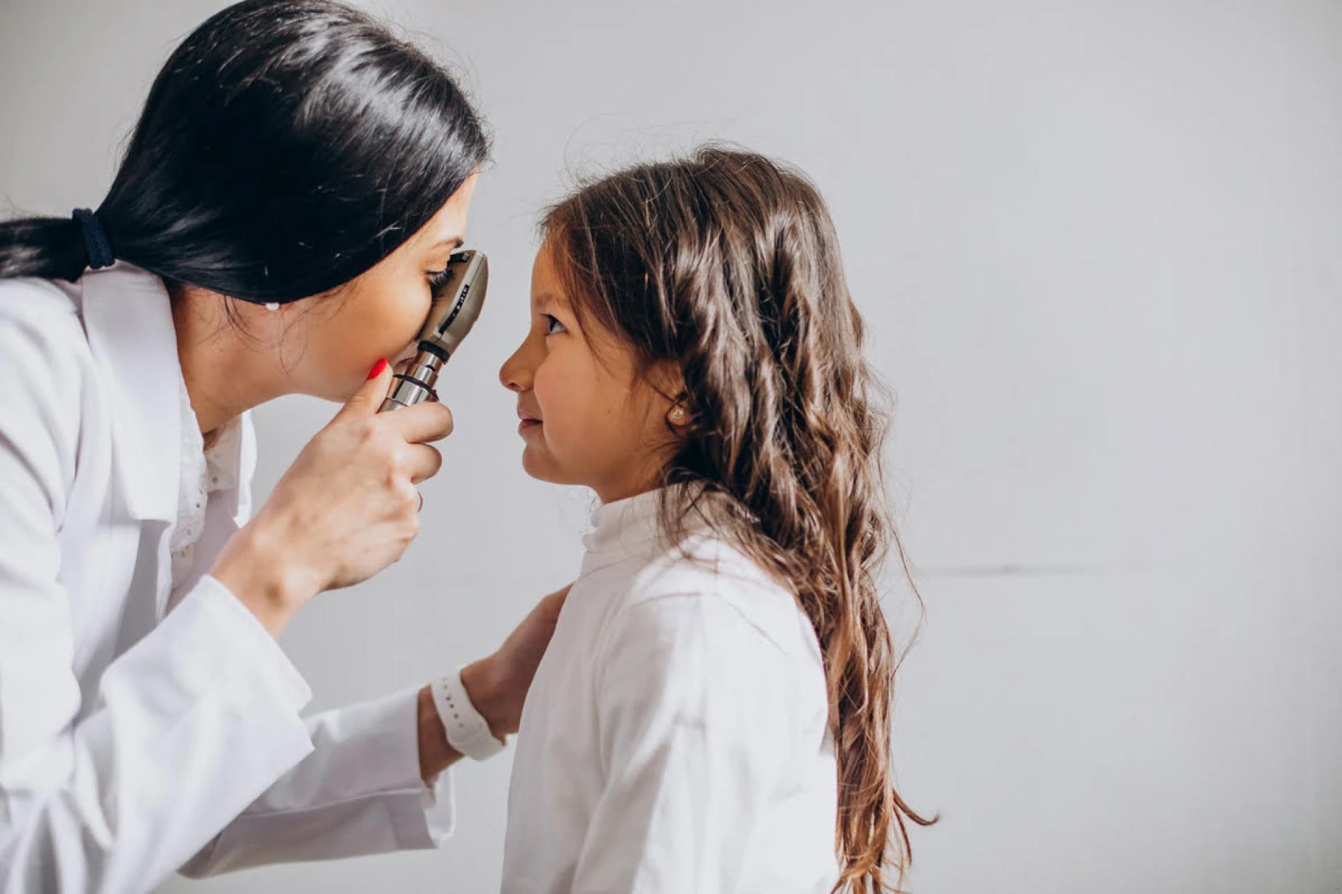 Myopia Treatment in Hamilton for Children and Adults