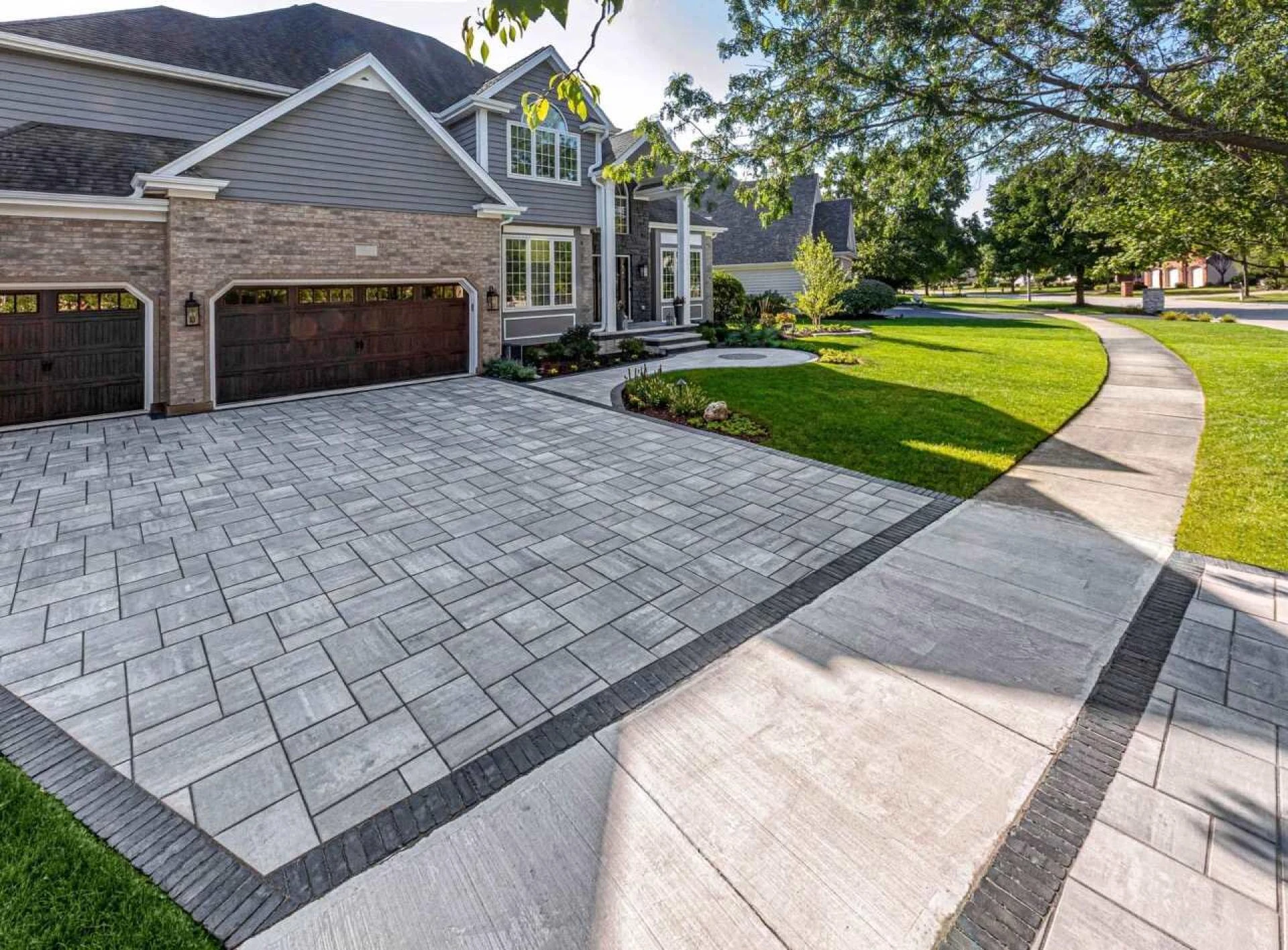 Driveway Pavers: The Perfect Blend of Beauty, Strength, and Longevity