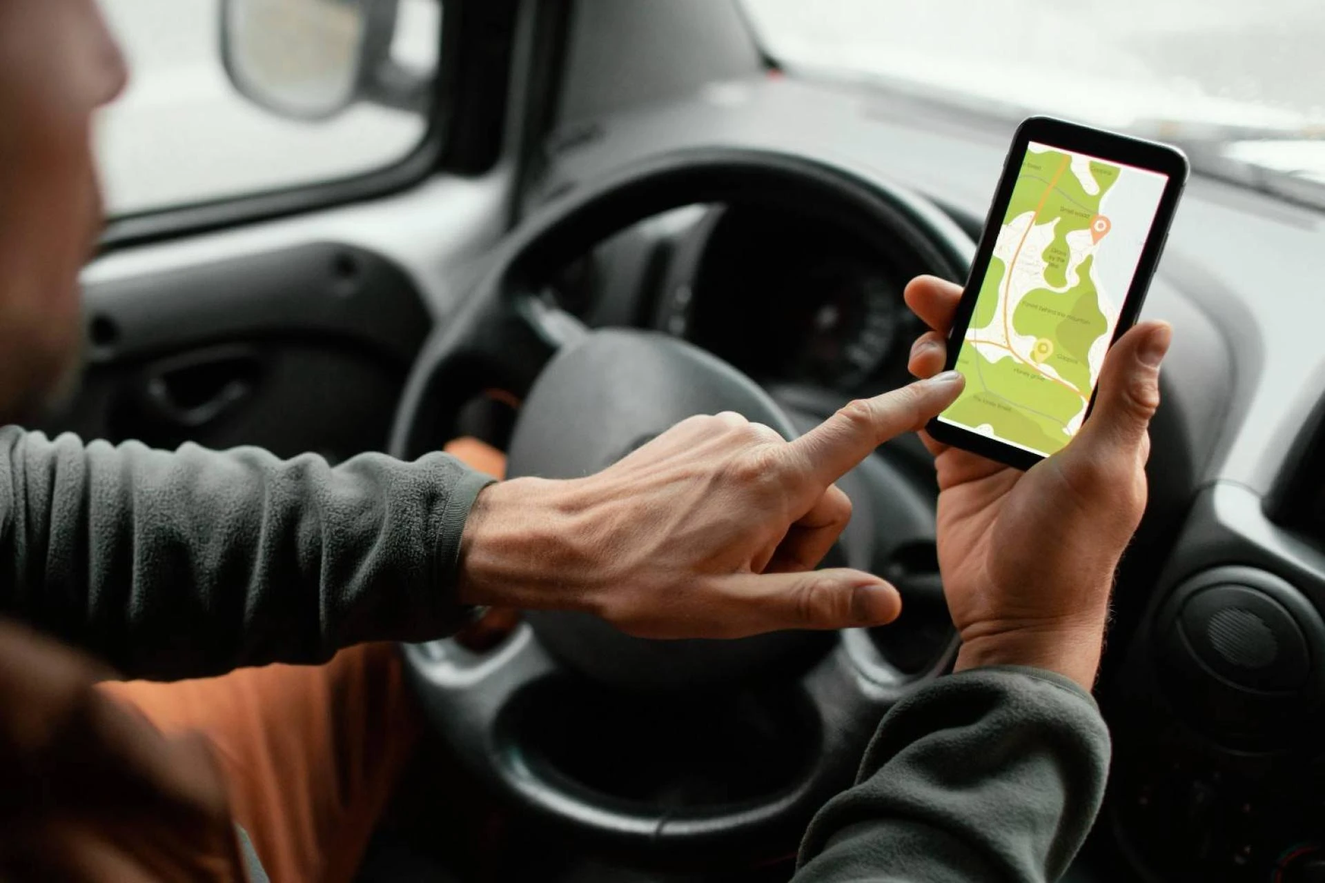 How Uber for Roadside Assistance Clone Scripts Save Time and Money