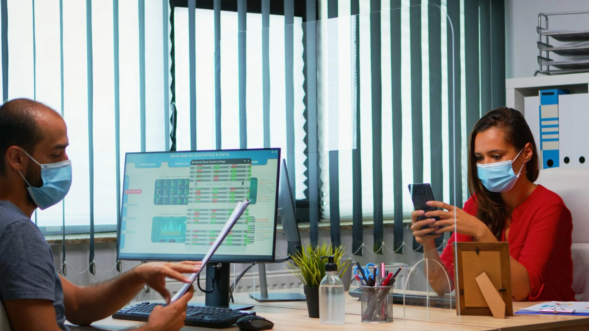Top Strategies for Combining Direct Mail and Digital Marketing