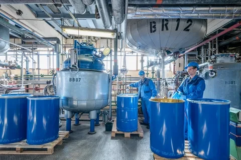 Get Compounds When You Need Them with On-Demand Chemical Synthesis