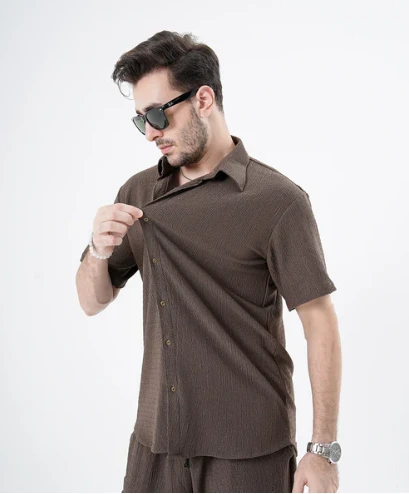 Defining Effortless Elegance in Men’s & Women’s Apparel