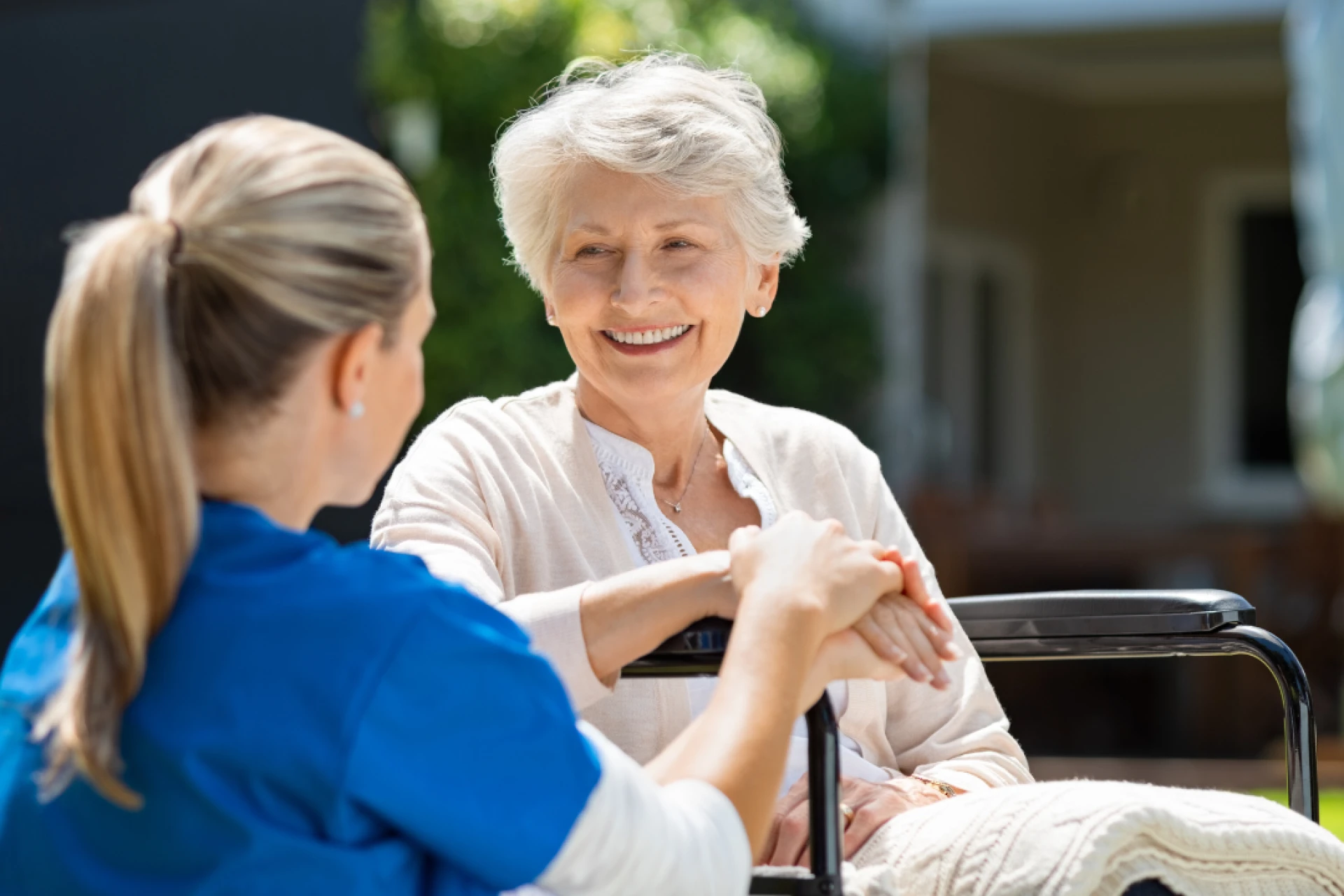 Draft: My PoComplete Guide to In-Home Healthcare Services: Benefits, Types, and Choosing the Right Provider in 2025st Title