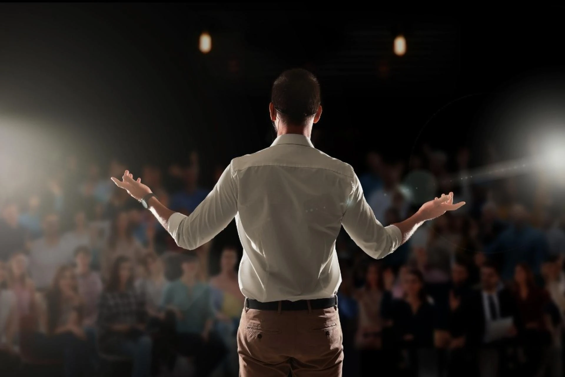 The Power of a Motivational Speaker: Inspiring Change, Confidence, and Growth