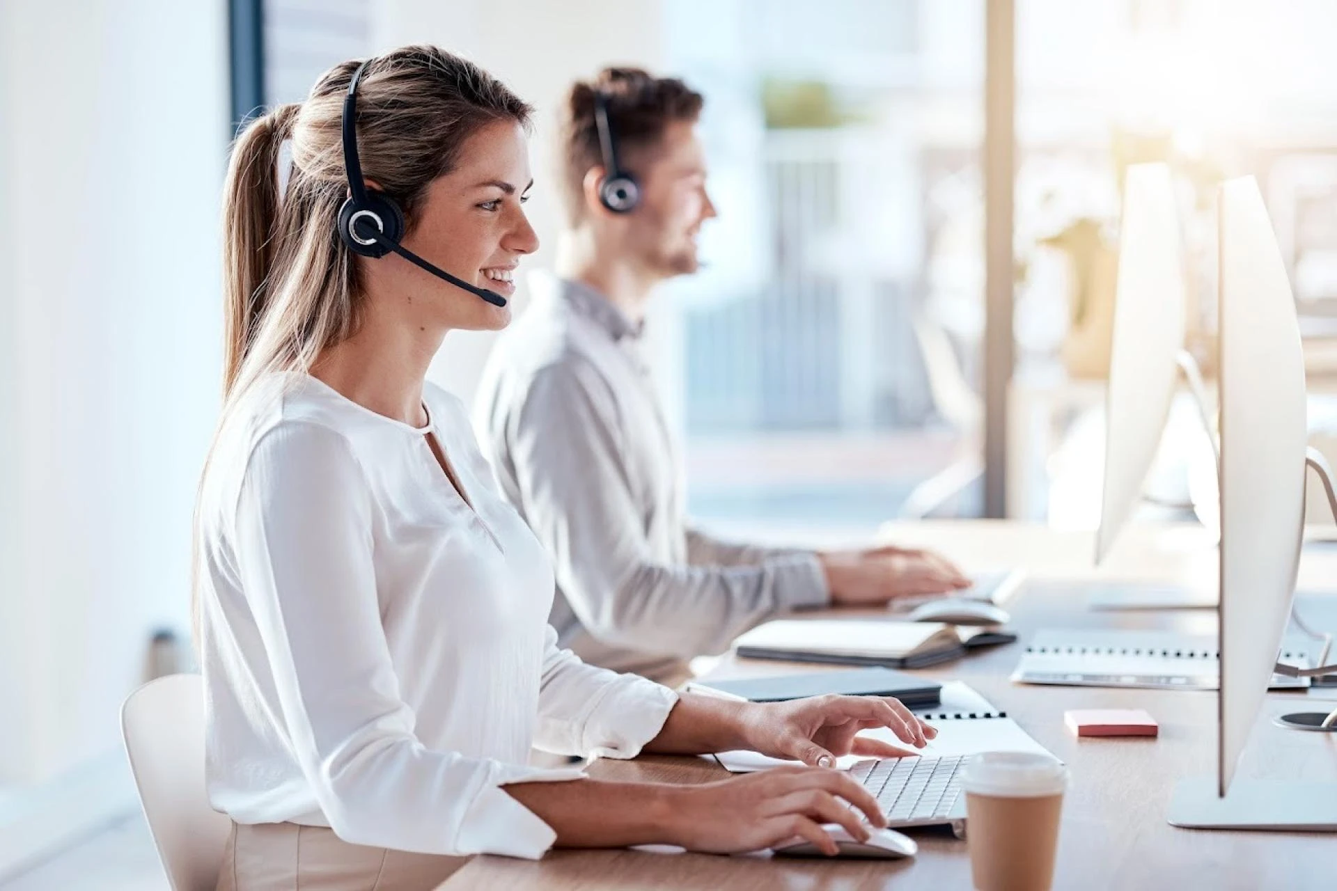 Is It Time to Outsource Your IT Support Desk? A Guide for UK SMEs