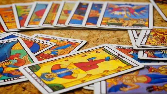 How Advanced Tarot Card Training Deepens Your Spiritual Insight?