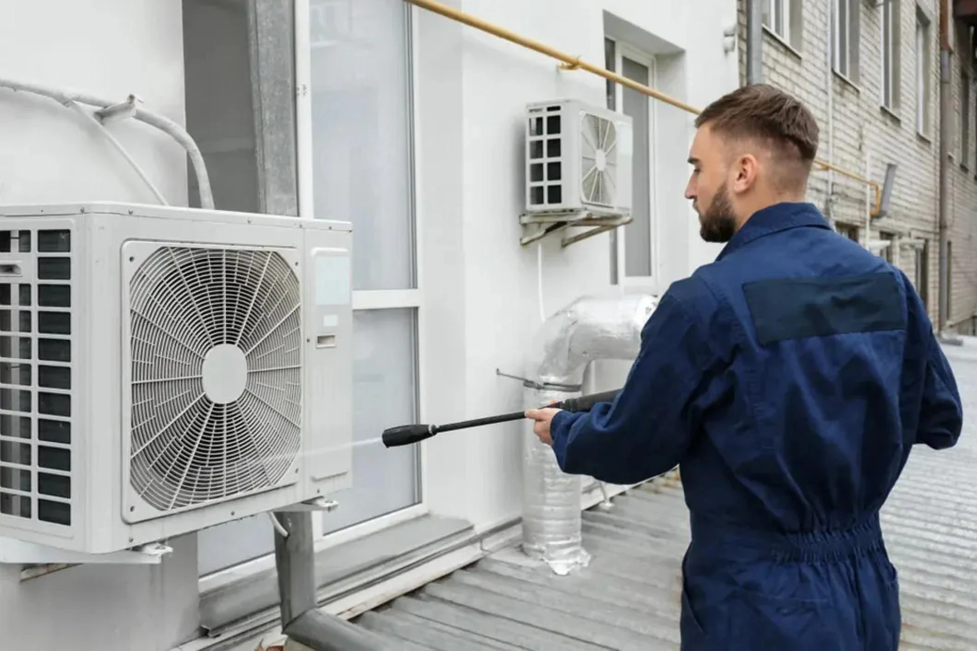 Why Do Air Conditioners in Dubai Wear Out Faster Without Routine Attention?