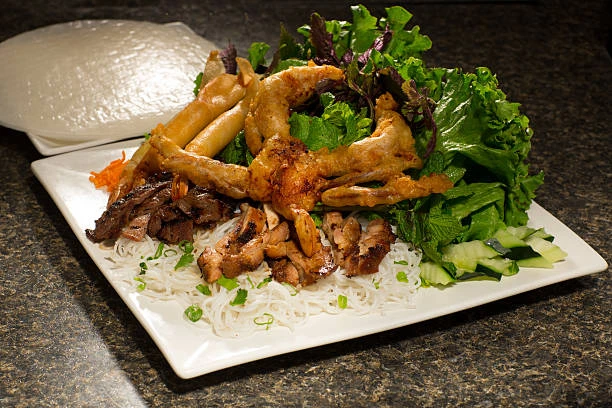 Vietnamese Steak So Good, Parkland Residents Don’t Mind the Border Hop 