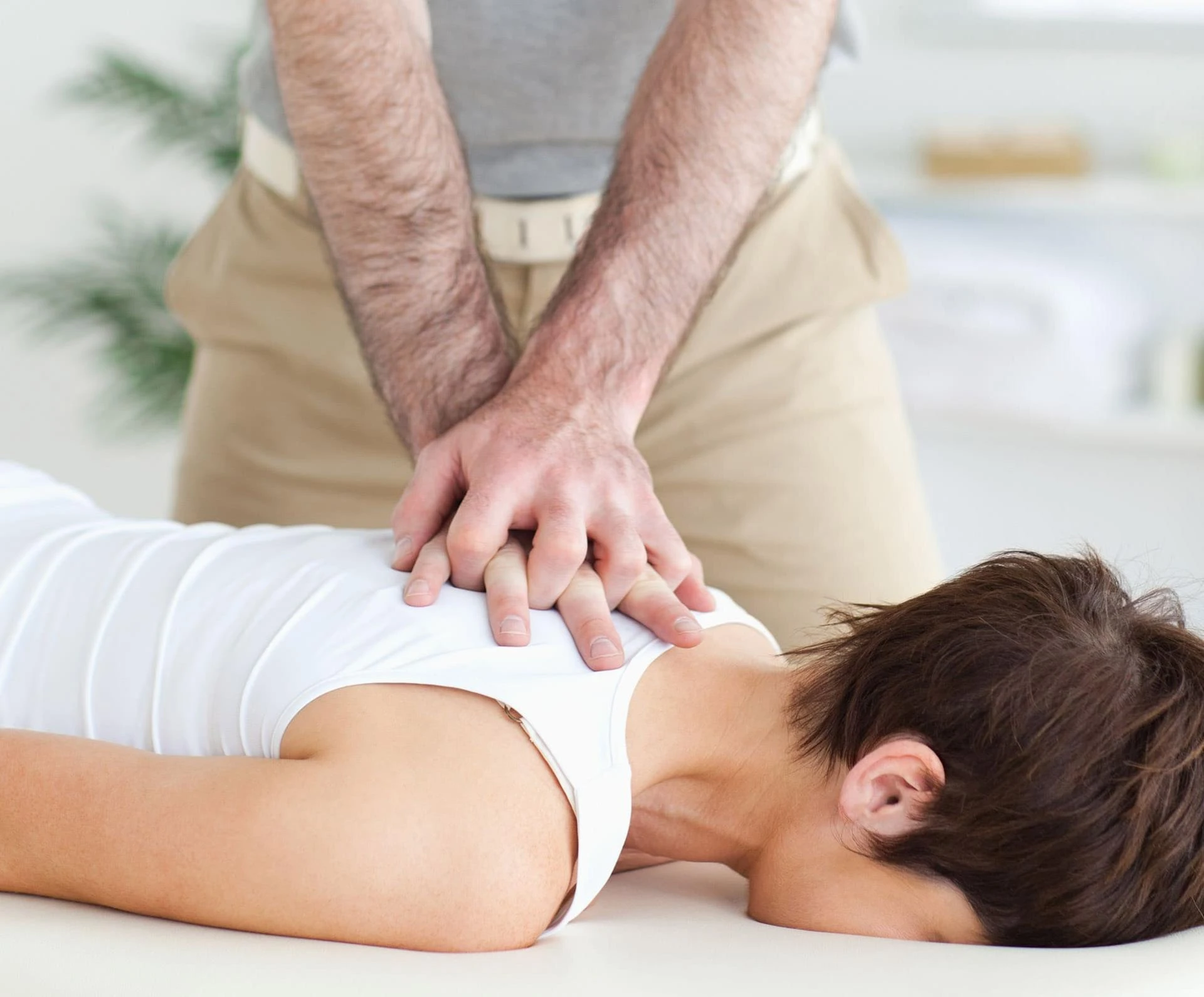 How Chiropractic Care Helps Desk Workers Feel Better and Move Easier