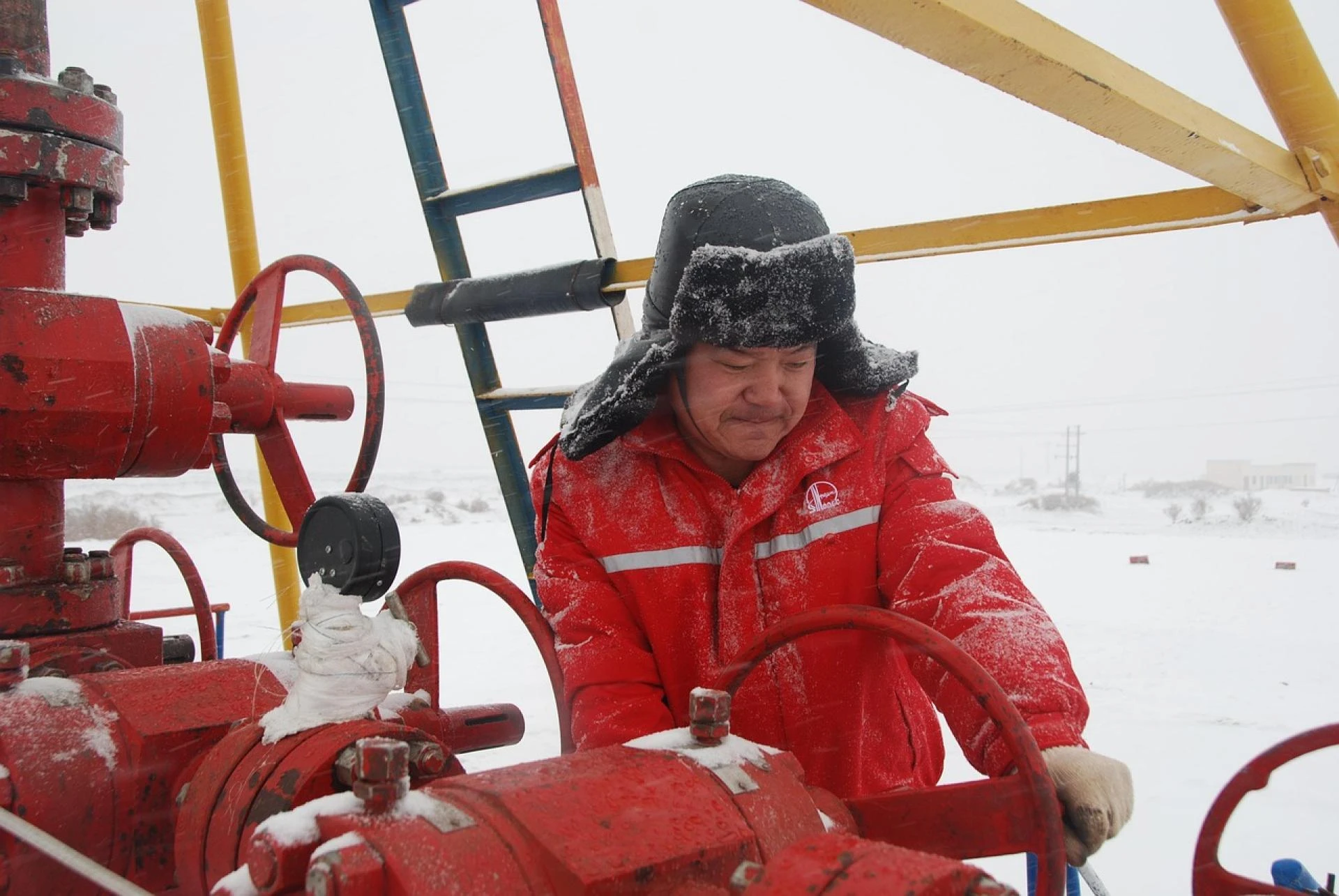 Why Oil & Gas Companies Are Adopting VR Training for High-Risk Operations