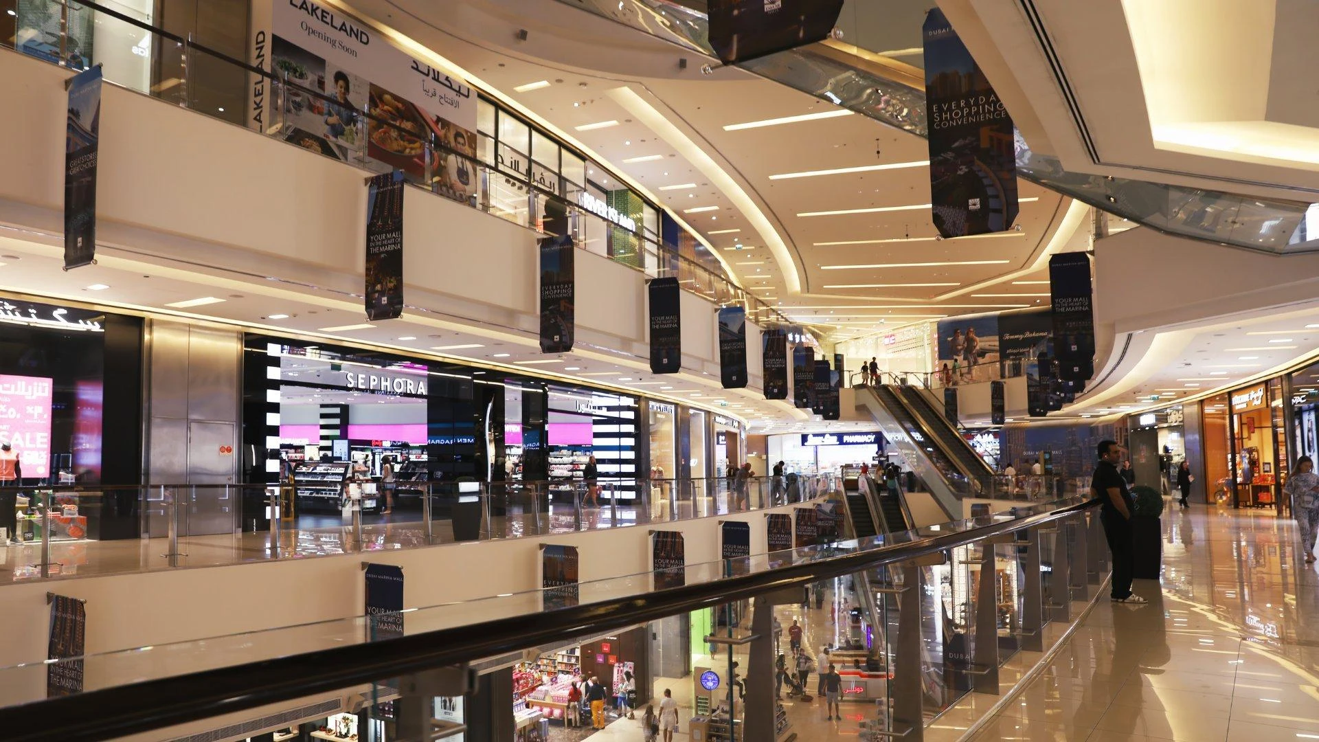 The Ultimate Guide to Mall Activations and Exhibition Stands in UAE: How Confetti Events Can Help You Create Impactful Experiences